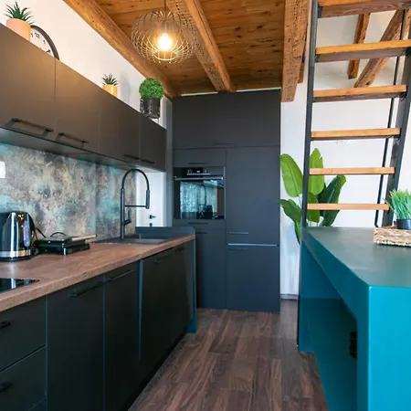Апартаменты Cozy With Sea View 'bova' *