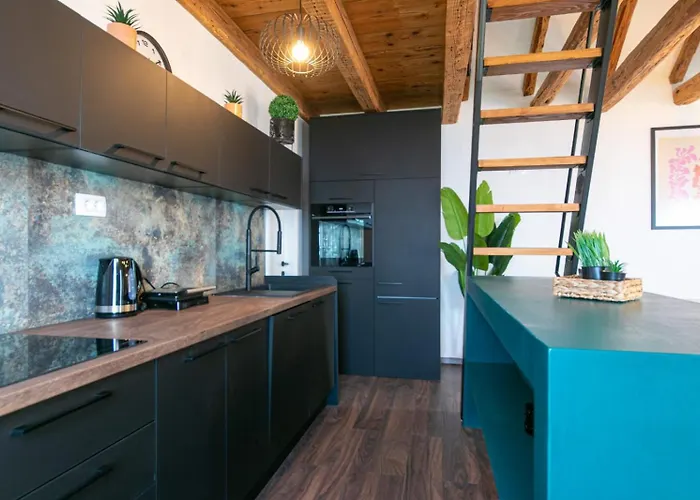 아파트 Cozy With Sea View 'bova' *